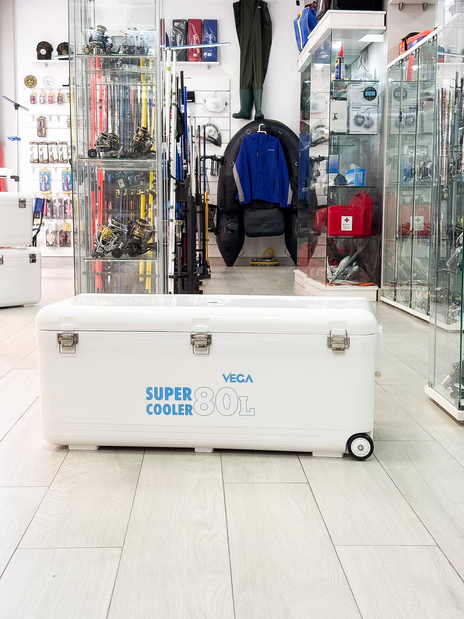 Vega Super Cooler 80L