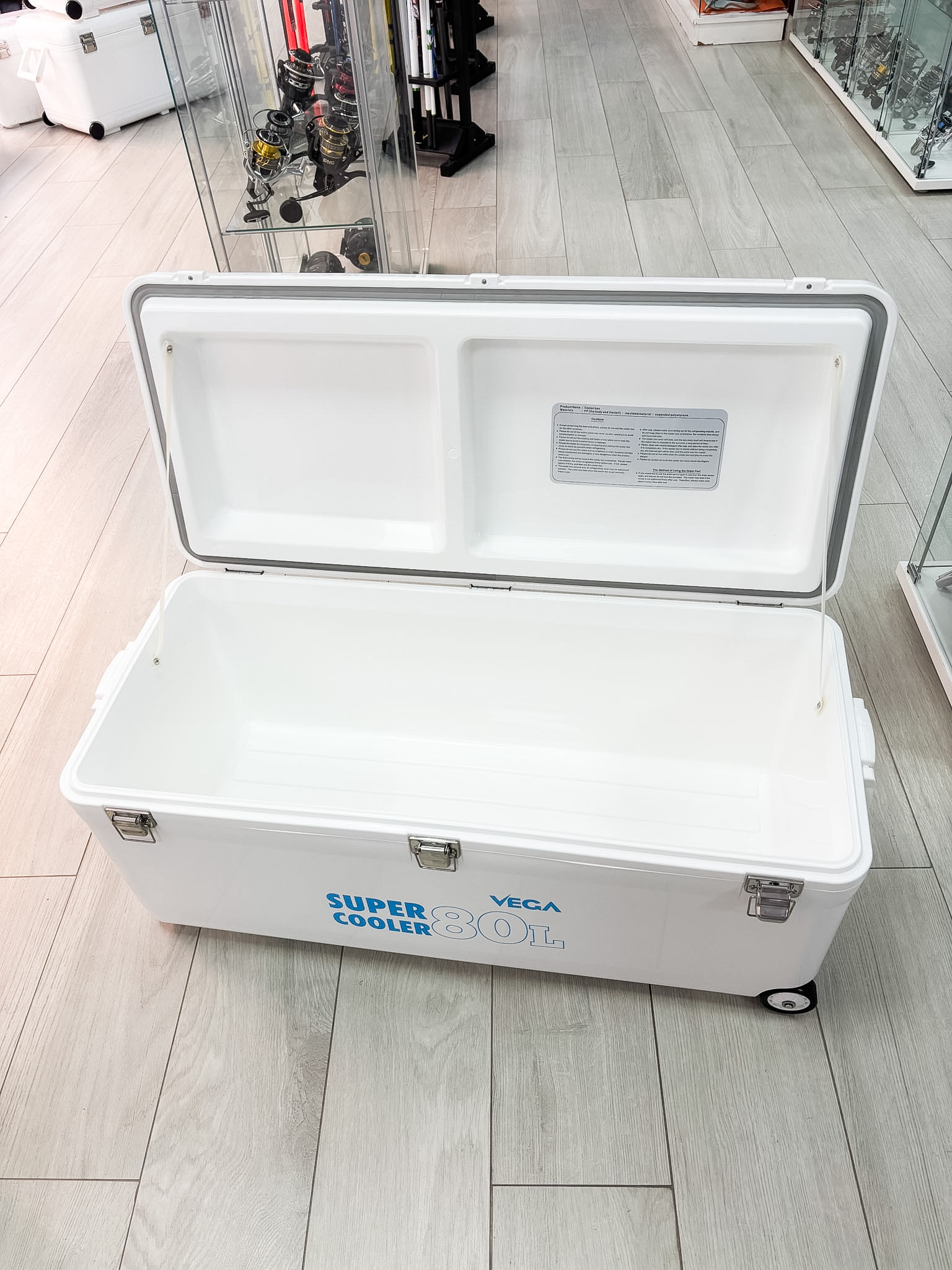 Vega Super Cooler 80L - Imagen 2